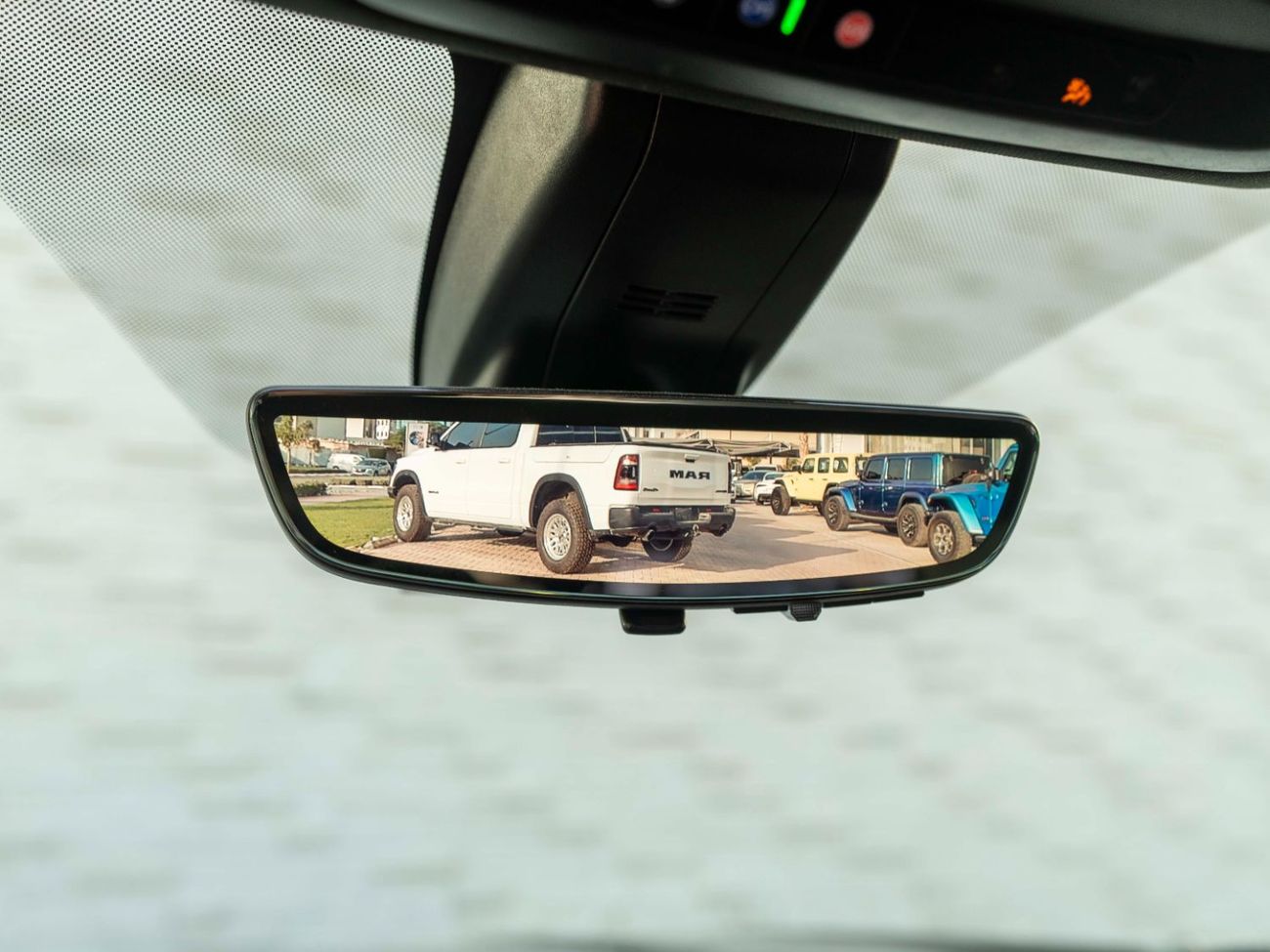 جي أم سي يوكون Denali 6.2L (8 Seater)