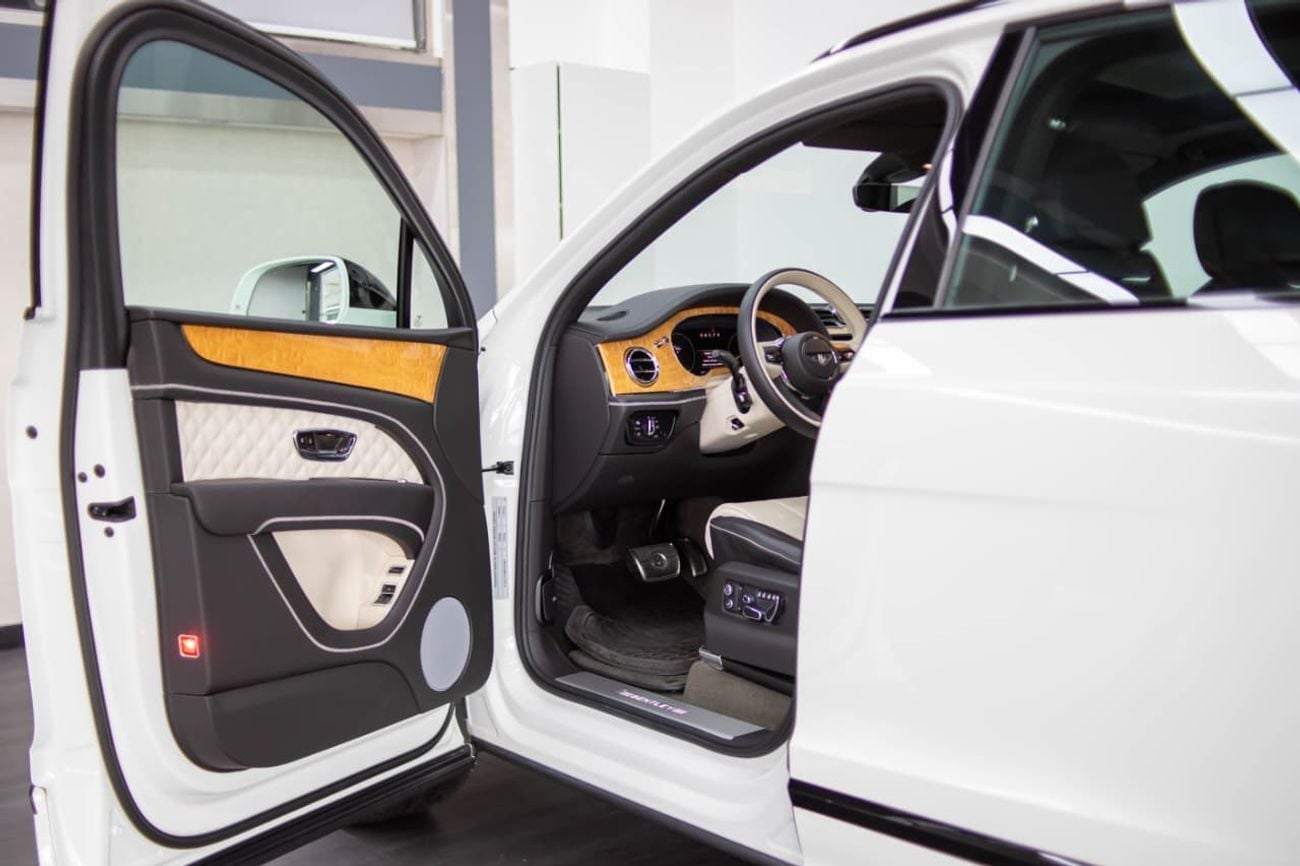 بنتلي بينتايجا Bentayga 4.0T