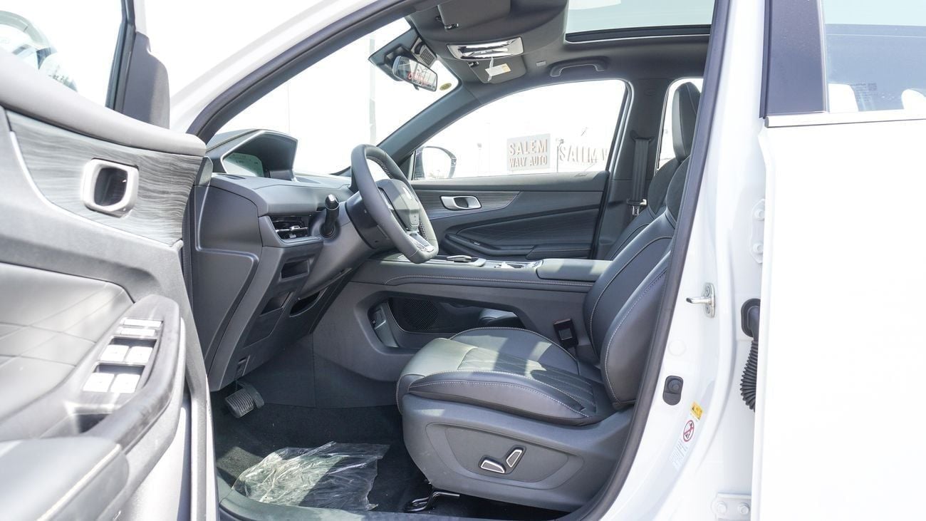 Changan CS55 Plus Brand New Changan CS55 Plus Hybrid 2025 Export & Local1.5L|White/Black|N-CS55-PLUS-H-25|