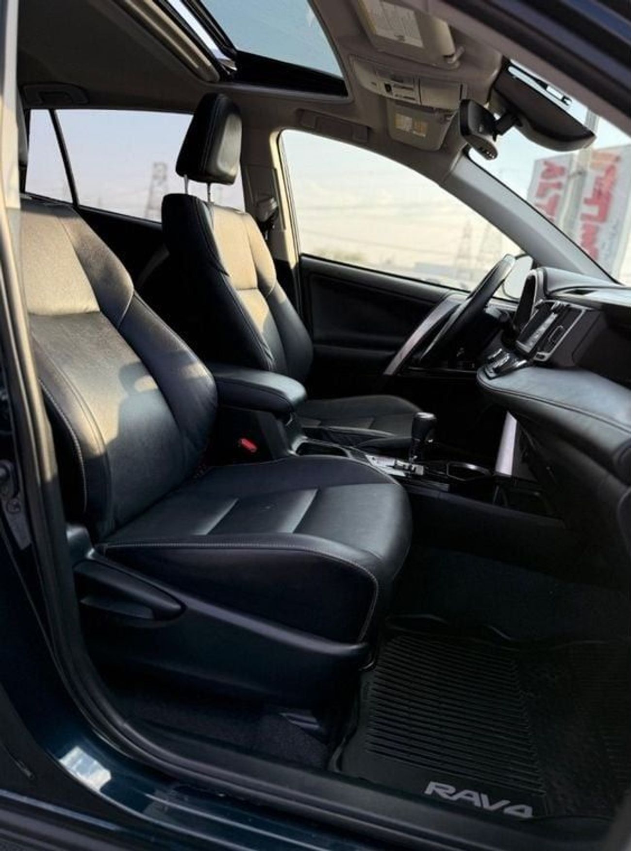 تويوتا راف ٤ Limited Full Option