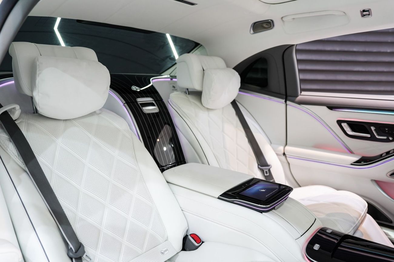 Mercedes Benz S 680 Maybach Two-Tone, Manufaktur Exclusive Interior, Executive Rear Seat Pack Plus, Dealer Warr + Serv!!
