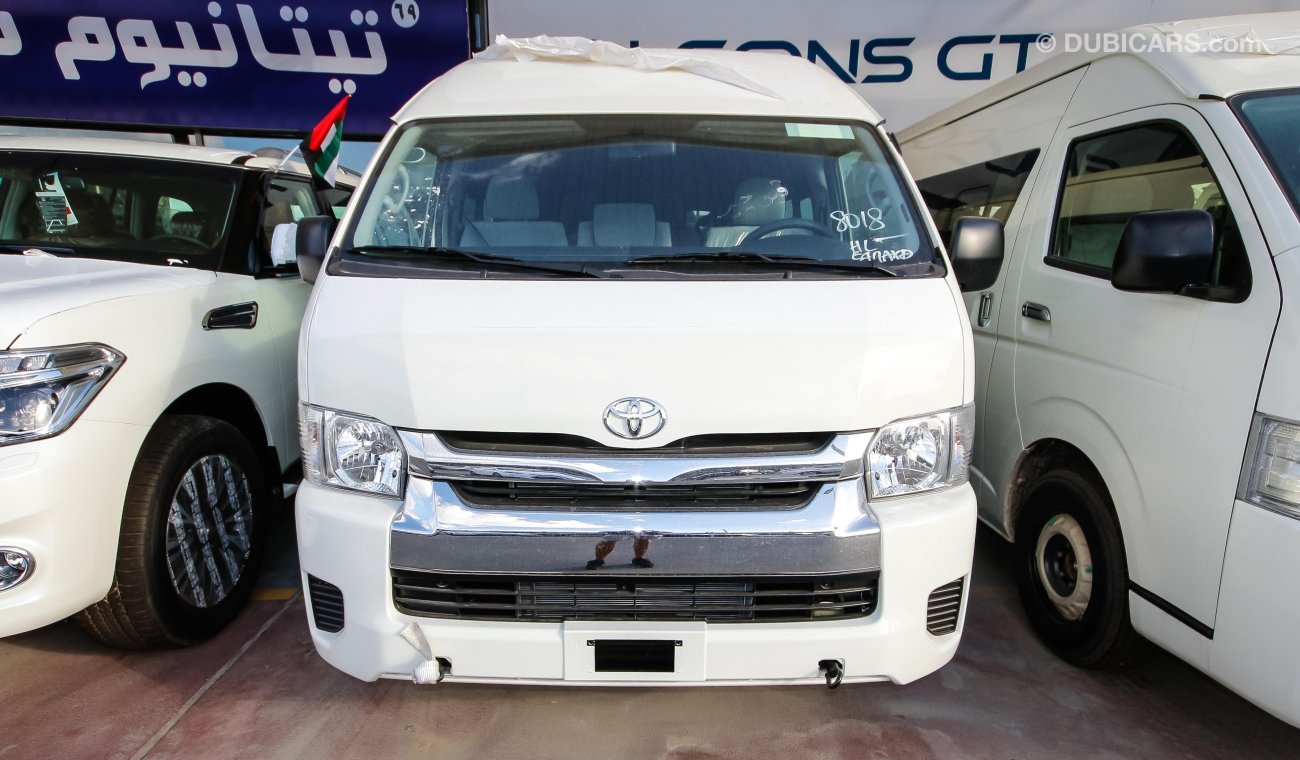 Toyota Hiace GL 2.5L Diesel 16 Seats