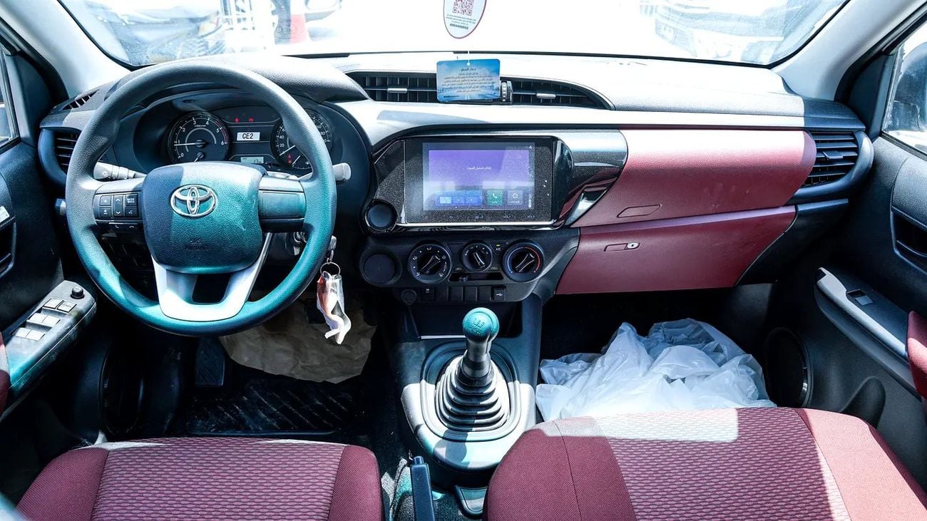 Toyota Hilux GL Double Cab 2.4 diesel GL GCC Specs