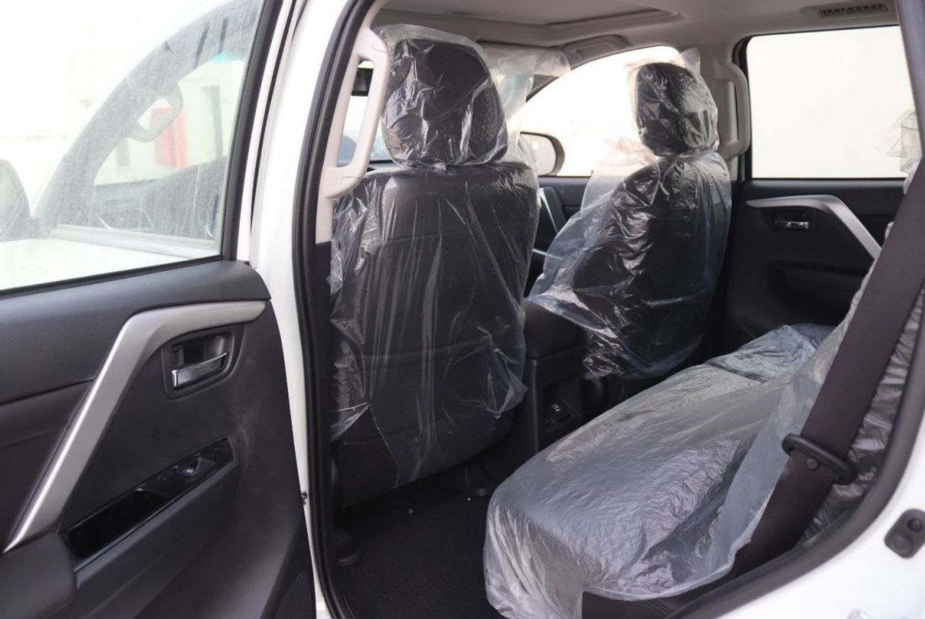 Mitsubishi Montero SPORT 3.0L, SUNROOF, ELECTRIC SEAT, LEATHER SEAT, DIFF LOCK, ALLOY WHEELS, MODEL 2023 FOR EXPORT