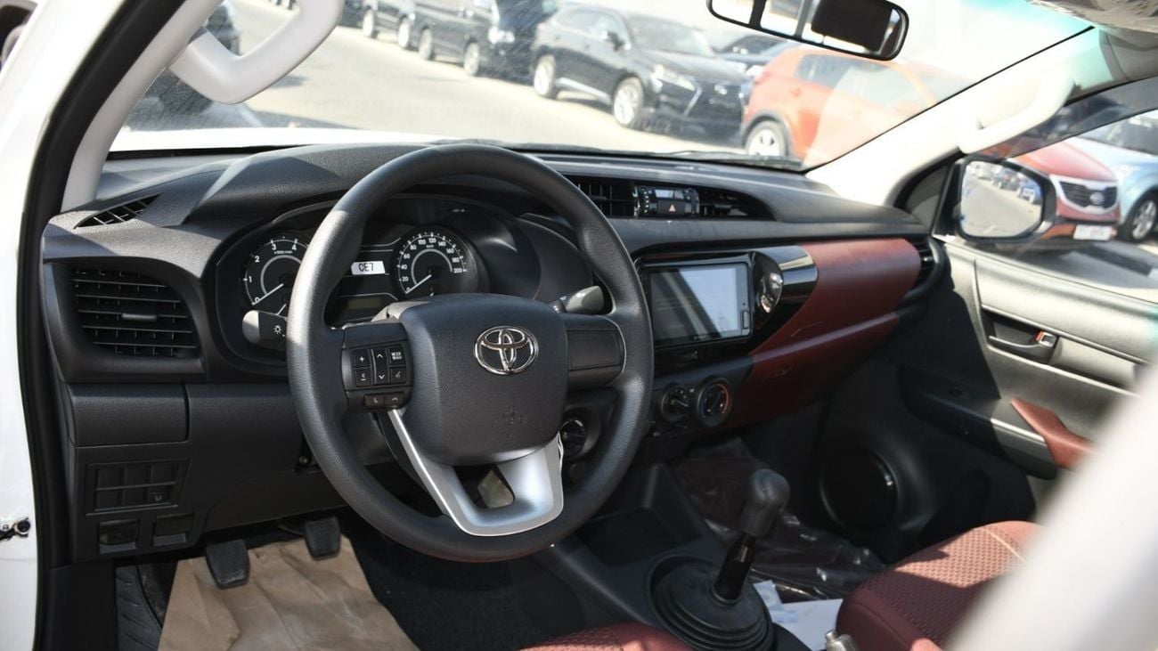 Toyota Hilux GL 2.4L Double Cab Utility