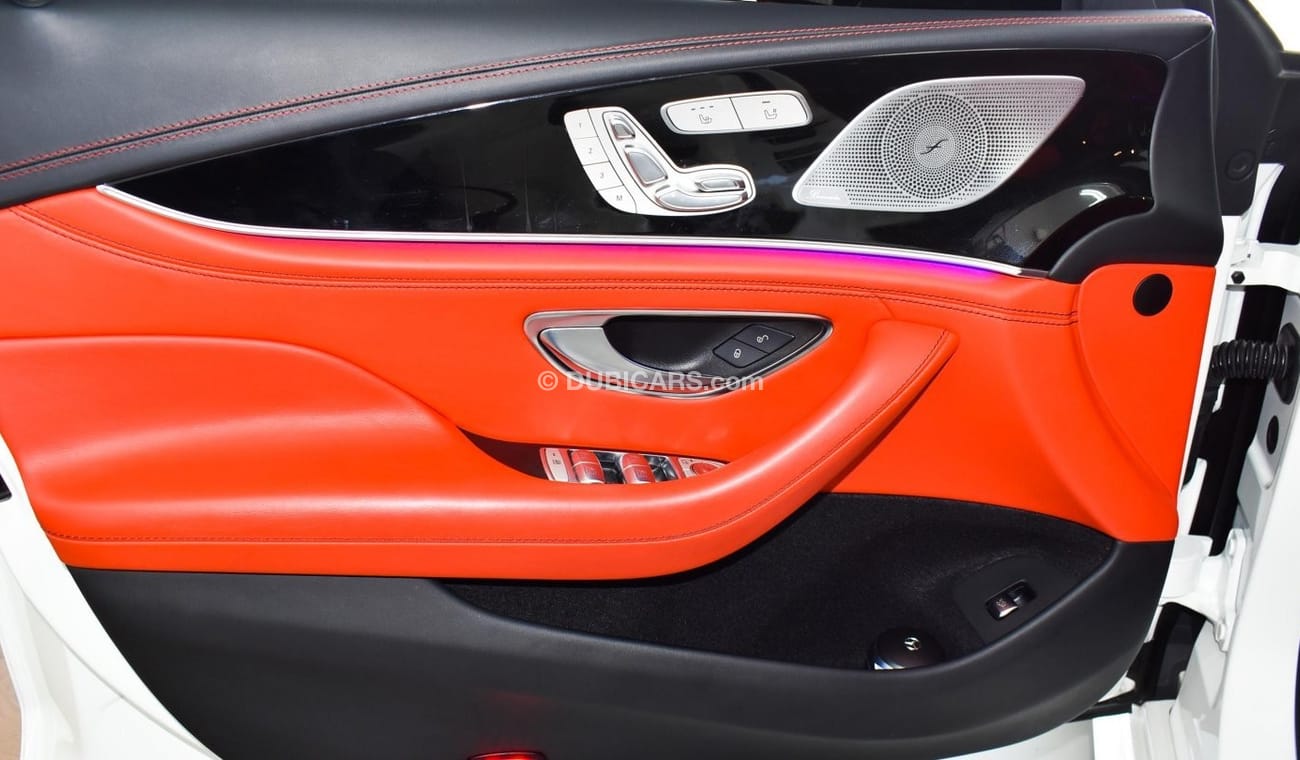 مرسيدس بنز ايه ام جي جي تي 43 Turbo