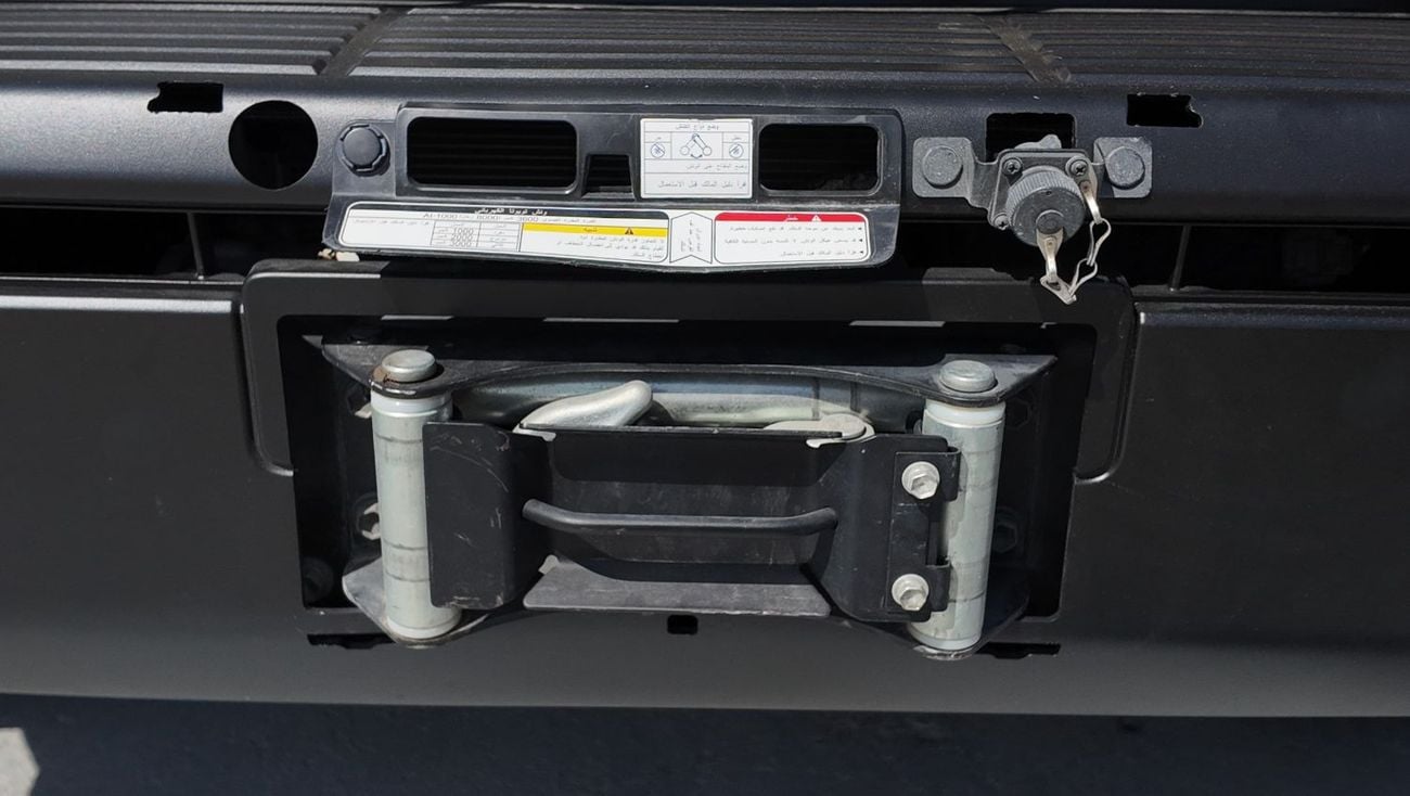 Toyota Land Cruiser TOYOTA LAND CRUISER HARD-TOP (70 SERIES) A/T 4.0L - 2025