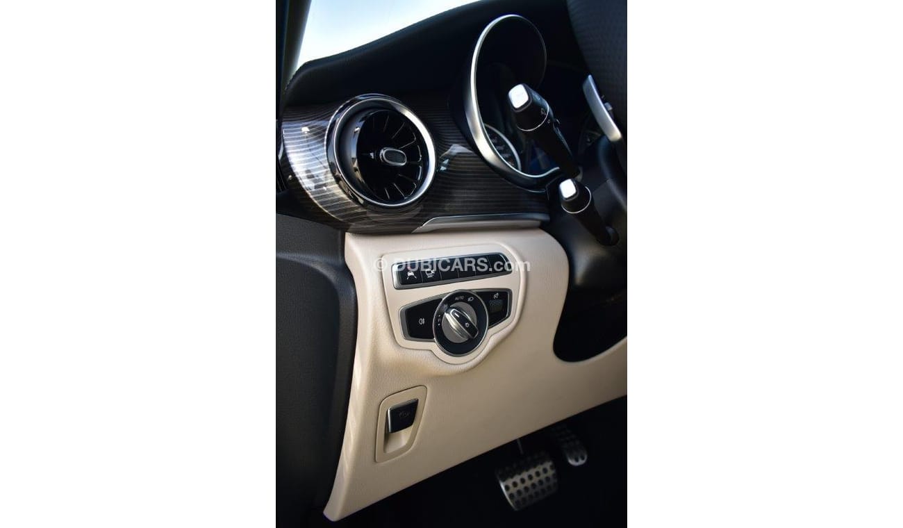 Mercedes-Benz V 250 Avantgarde Extralong 2.0l Petrol 8 Seat Automatic