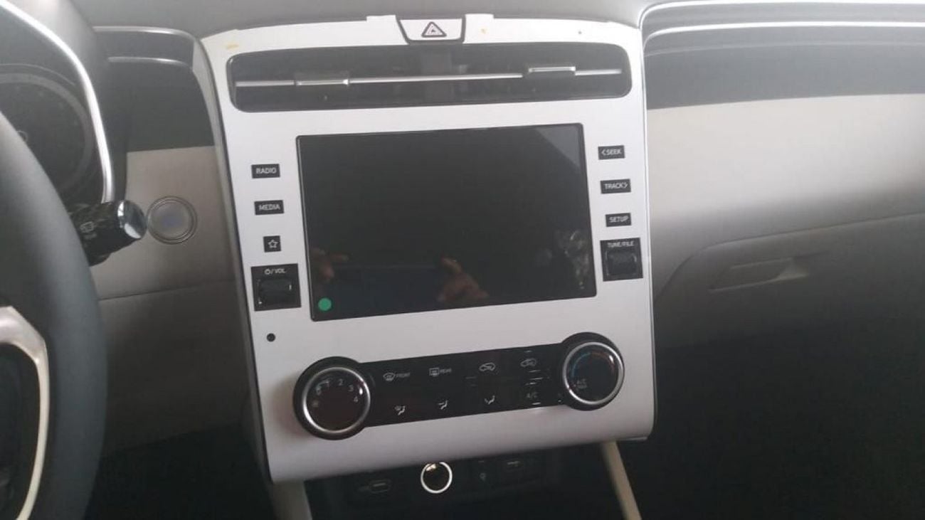 Hyundai Tucson SMART 2.0 L , rims 18