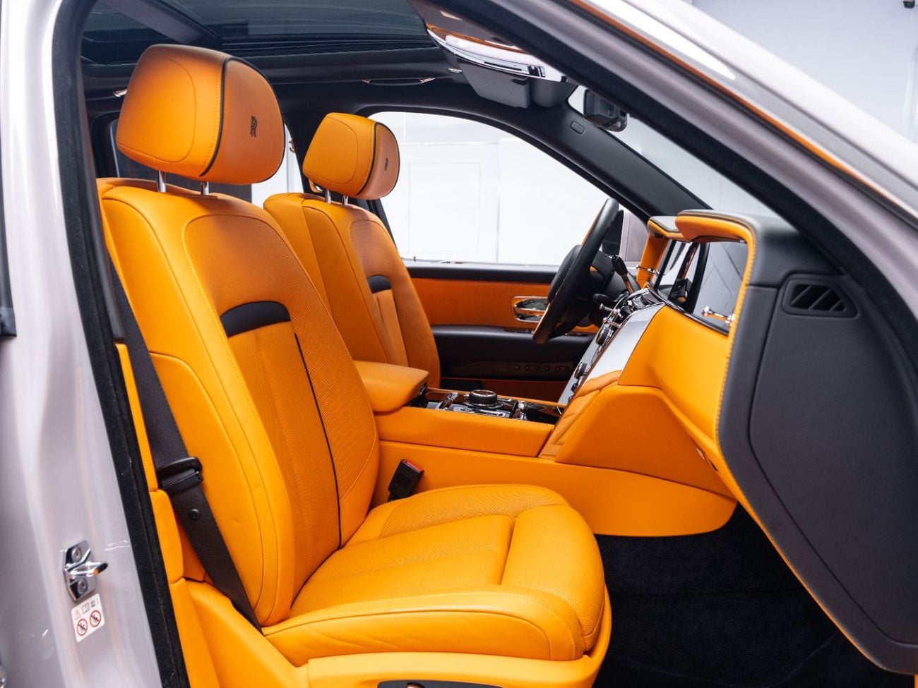 Rolls Royce Cullinan STD BUY NOW, PAY 2027 | THE BLACKLINE STANDARD | 2028 Rolls Royce Warranty + Service Contract