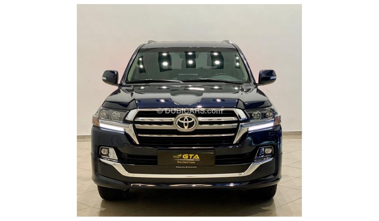 Toyota Land Cruiser 2019 Toyota Land Cruiser V8 GXR Grand Touring, Toyota Warranty + Service Contract, Low KMs, GCC