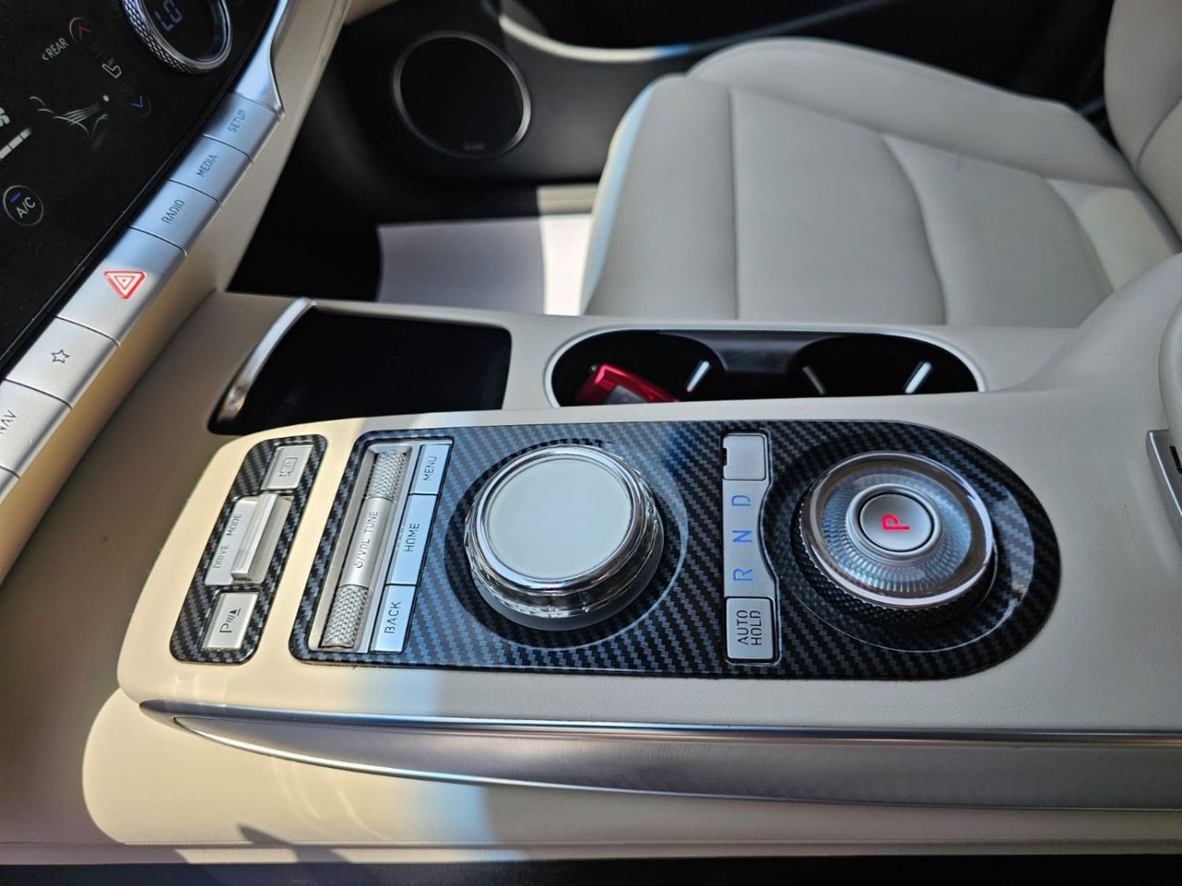 Genesis GV70 Premium 2.5L AWD