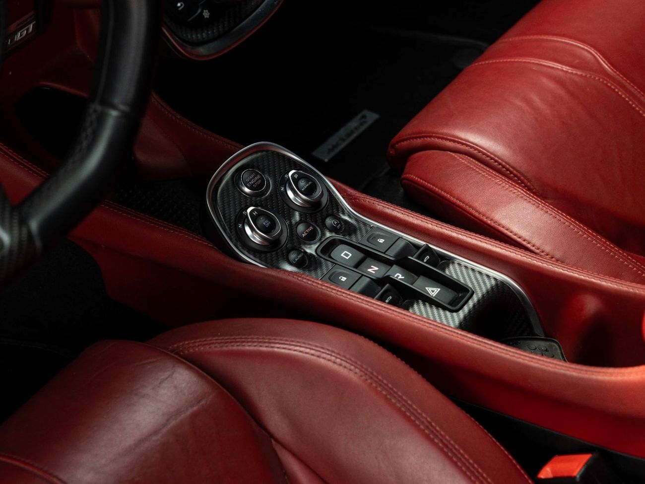 McLaren 570GT AED 13,933 PM • 570 GT CARBON FIBER • ONLY 51,000 KMS • 3.8L TURBOCHARGED V8