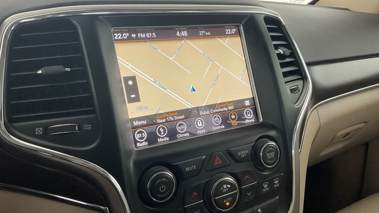 جيب جراند شيروكي Limited | upto AED 20,000 Ramadan Discount | شامل الضمان | 0 ﺪﻔﻋﺓ ﺃﻮﻟﻯ