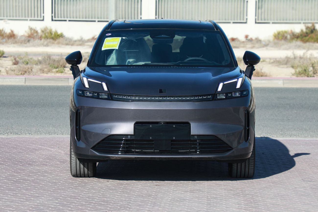 لينك أند كو 08 Em-P Time Limited 1.5L - Plug In Hybrid - Purple Inside Purple