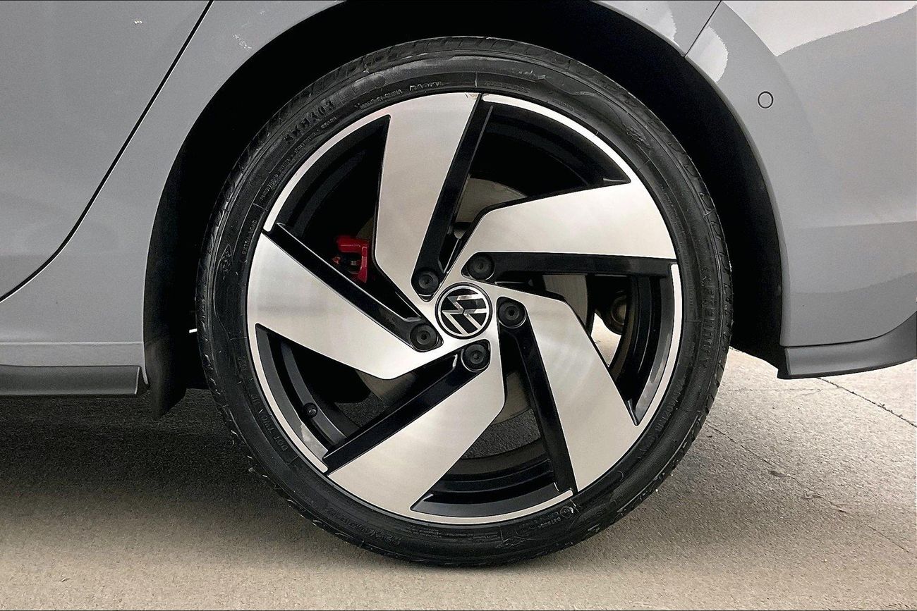 Volkswagen Golf GTI -Cloth | Guaranteed Warranty | 0 Down Payment