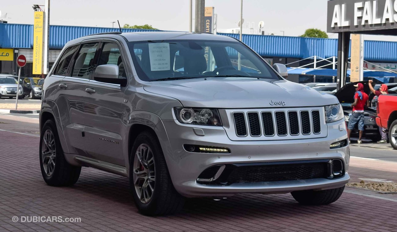 جيب جراند شيروكي SRT 8 6.4L