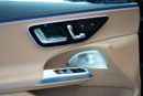 Mercedes Benz E300 E 300 | GCC 0km | Agency Warranty | AMG Package