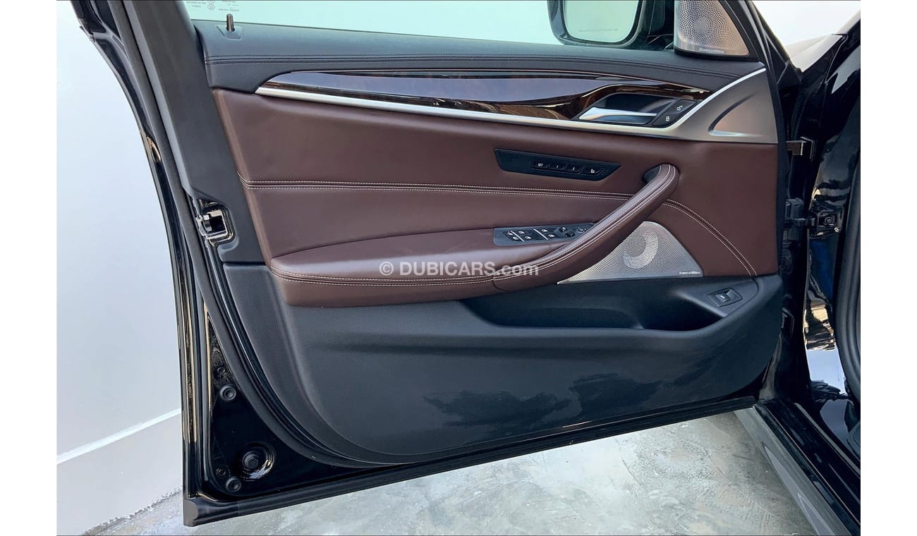 BMW 530i Luxury + M Sport Package