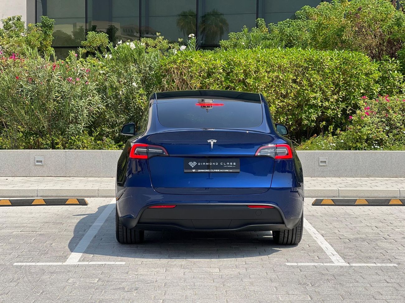 Tesla Model Y Tesla Model Y   Brand New  Auto Pilot  2024 GCC Zero KM  Under Tesla Warranty