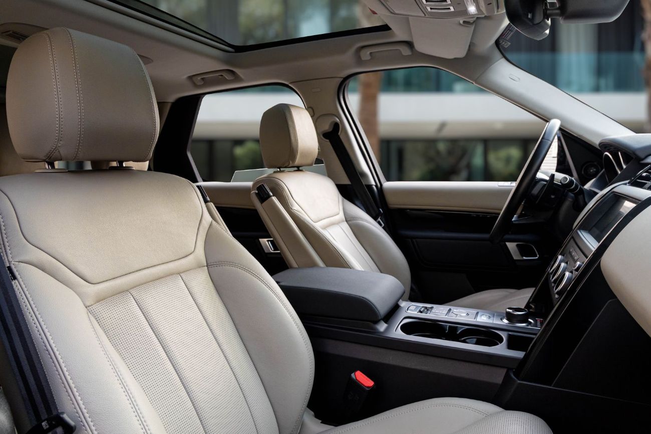 Land Rover Discovery HSE | 2,409 P.M  | 0% Downpayment | IMMACULATE CONDITION!