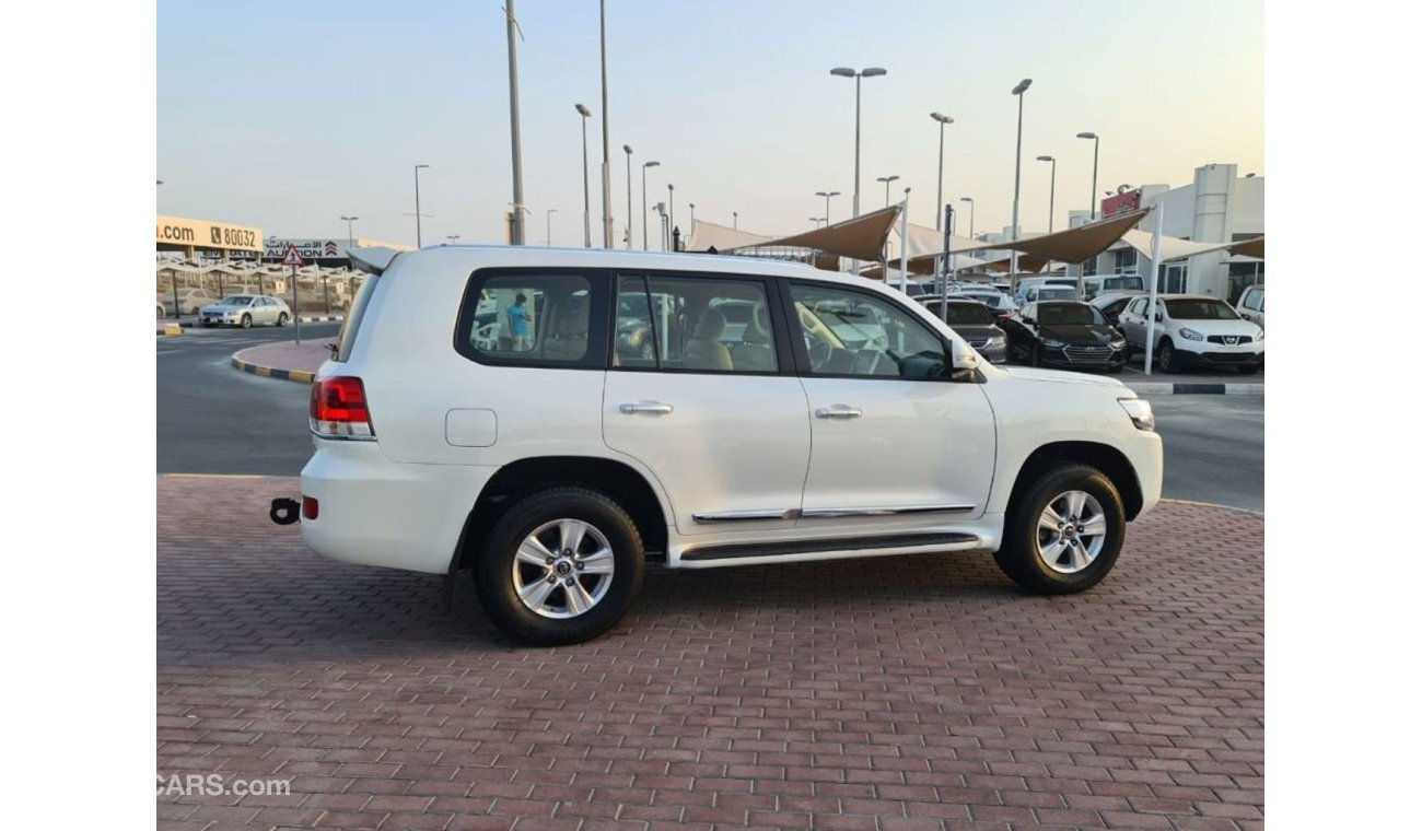 Toyota Land Cruiser Sharja