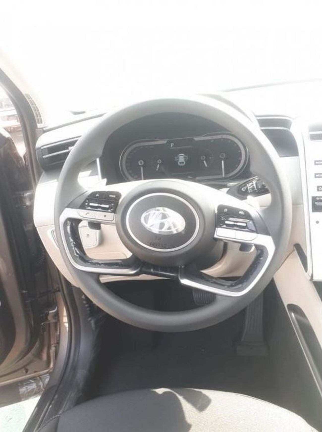 Hyundai Tucson Hyundai Tucson LEFT HANDED New Shape with push starter