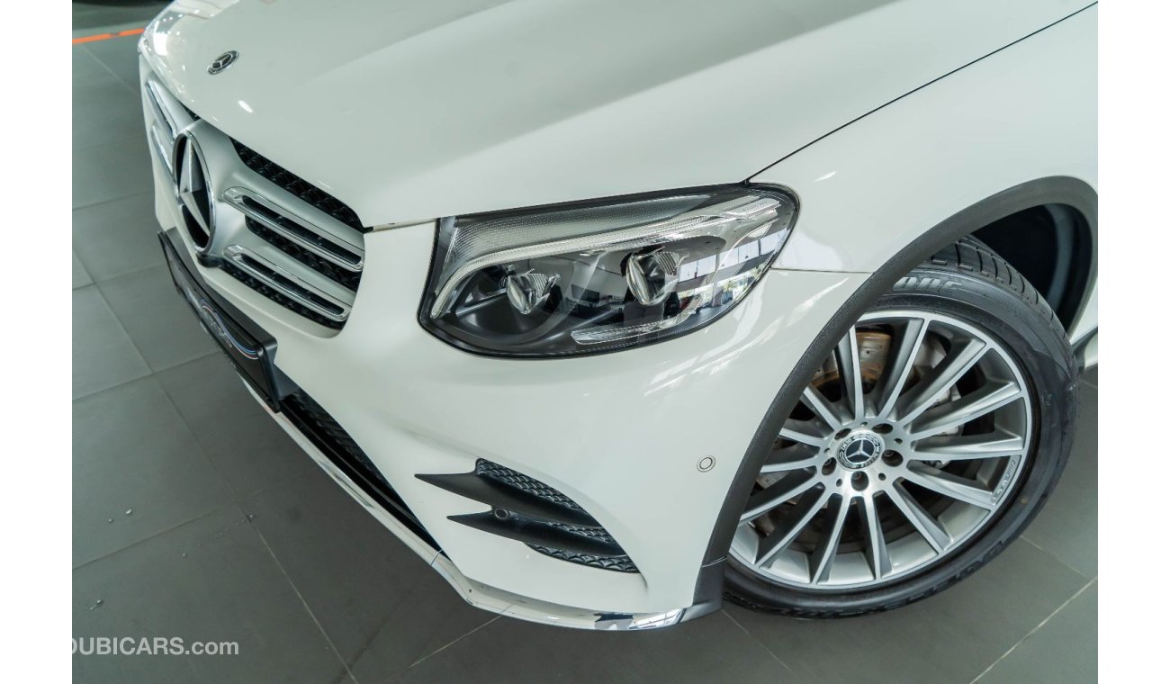 مرسيدس بنز GLC 250 2017 Mercedes GLC250 AMG Package / 5 Year Mercedes Benz Warranty