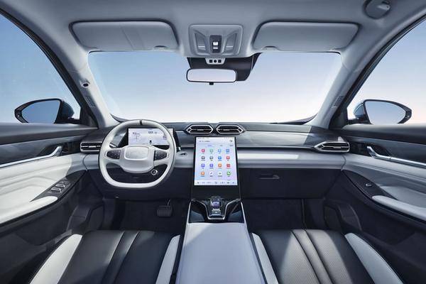 Dongfeng Mage interior - Cockpit