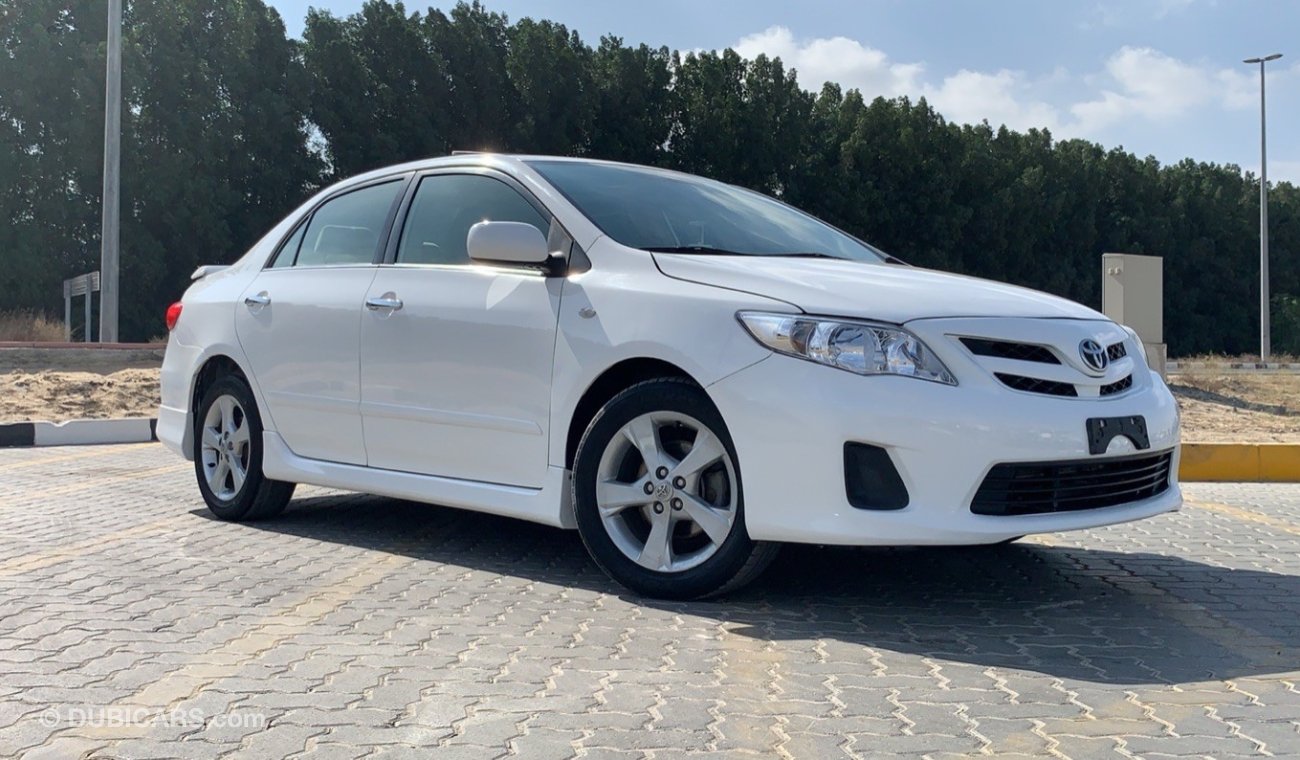 Toyota Corolla 2013 1.8 With SunRoof Ref#143