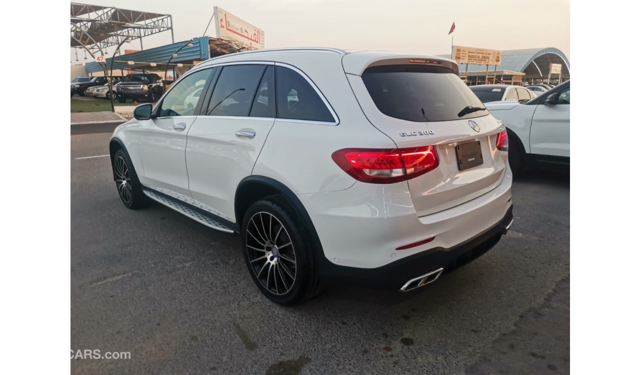 Mercedes-Benz GLC 300 MERCEDES BENZ GLC300 2018