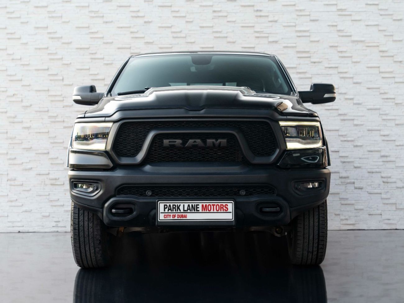 رام 1500 Bighorn Crew Cab 5.7L