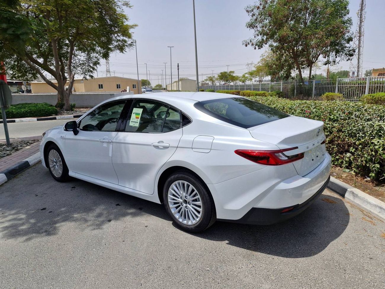 تويوتا كامري 2025 TOYOTA CAMRY HEV LE 2.5L BASIC GCC BRAND NEW 0KM