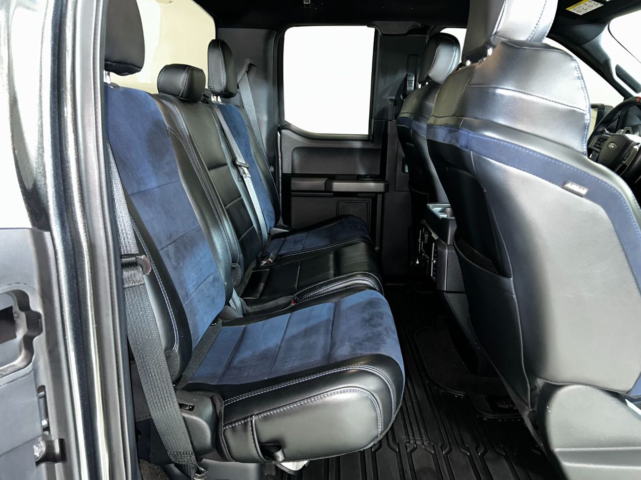 فورد إف-150 رابتور RP1520 F150 RAPTOR S/CAB LUX 3.5L ECOBOOST LTHR