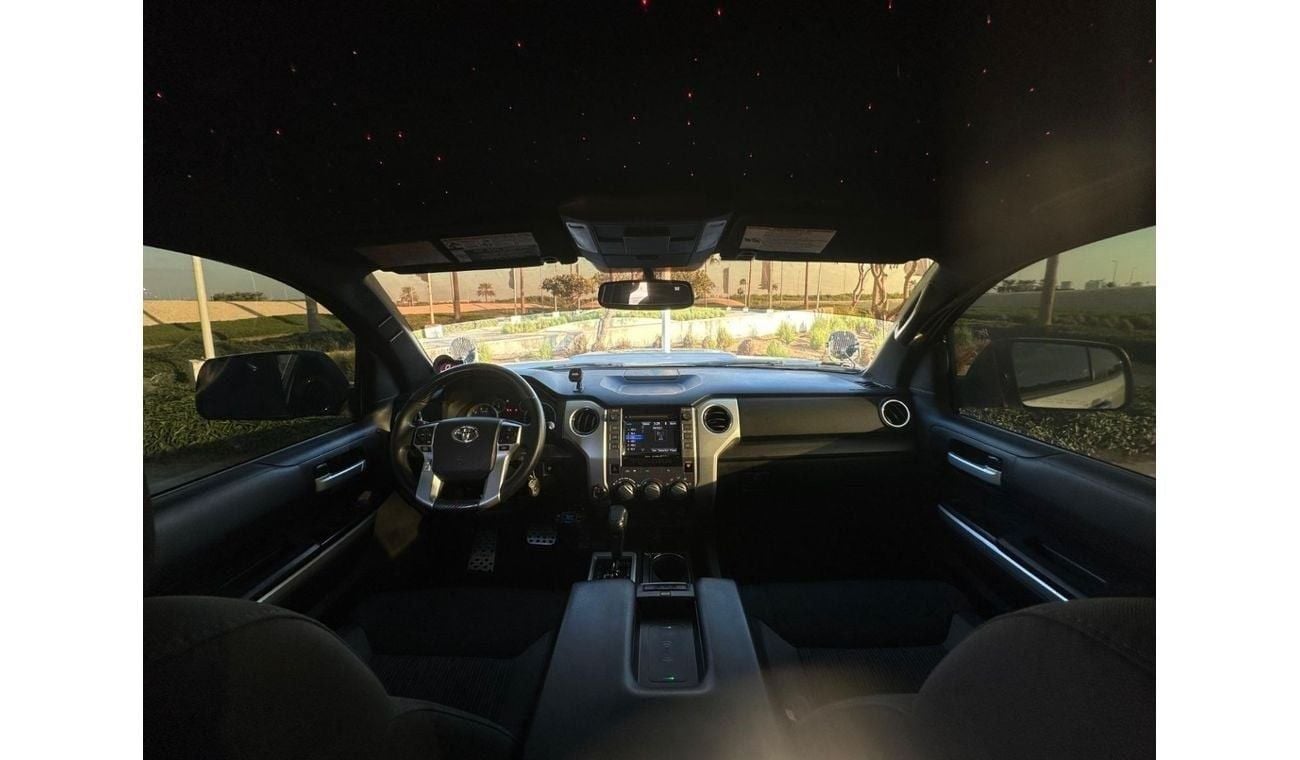 Toyota Tundra Crewmax SR5 5.7L