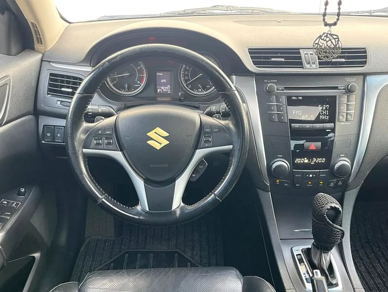 سوزوكي كيزاشي GCC | 2.4L 4-CYLINDERS