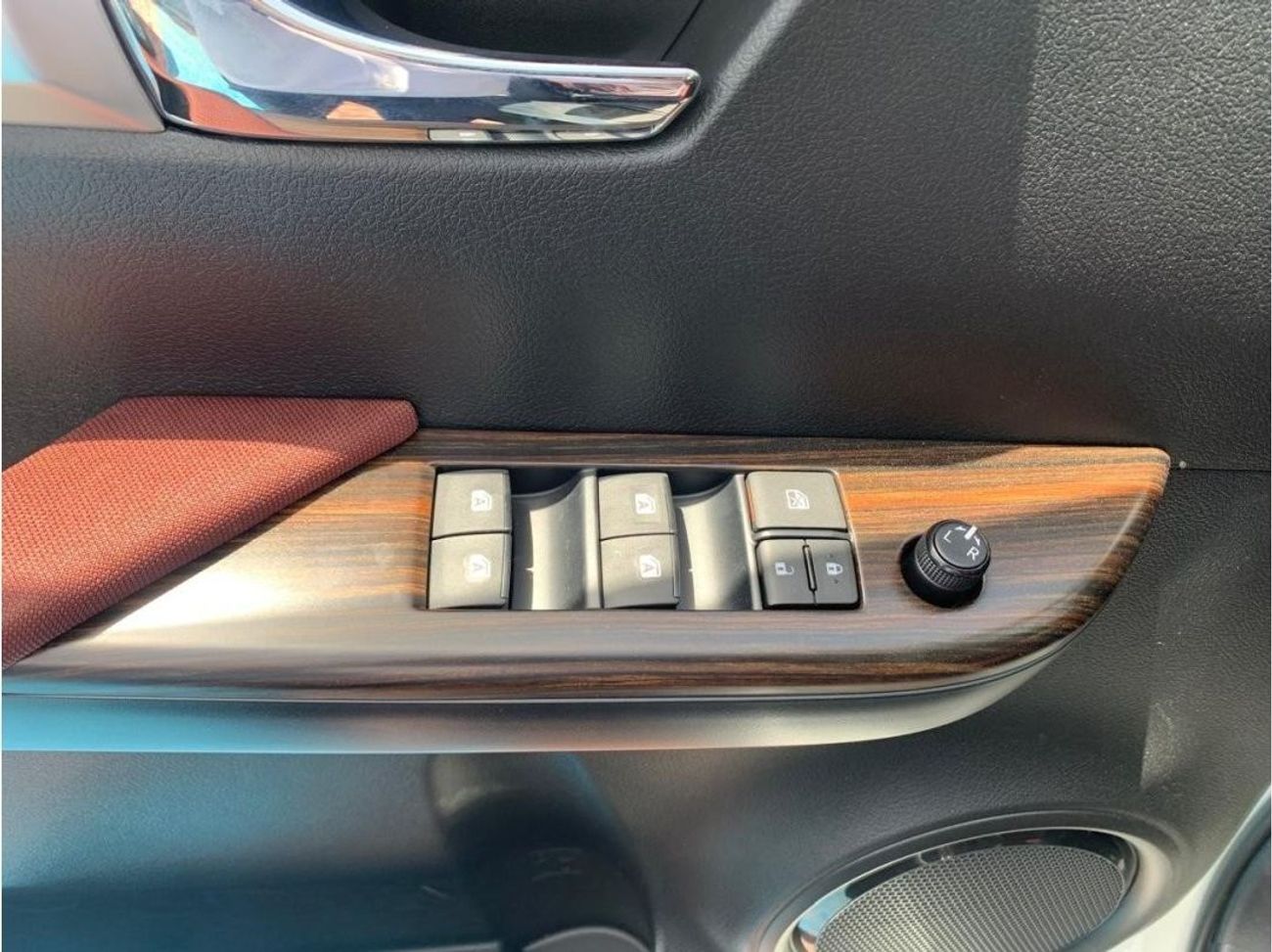 تويوتا هيلوكس 2025 TOYOTA HILUX VX 4.0L V6 NEW VARIENT