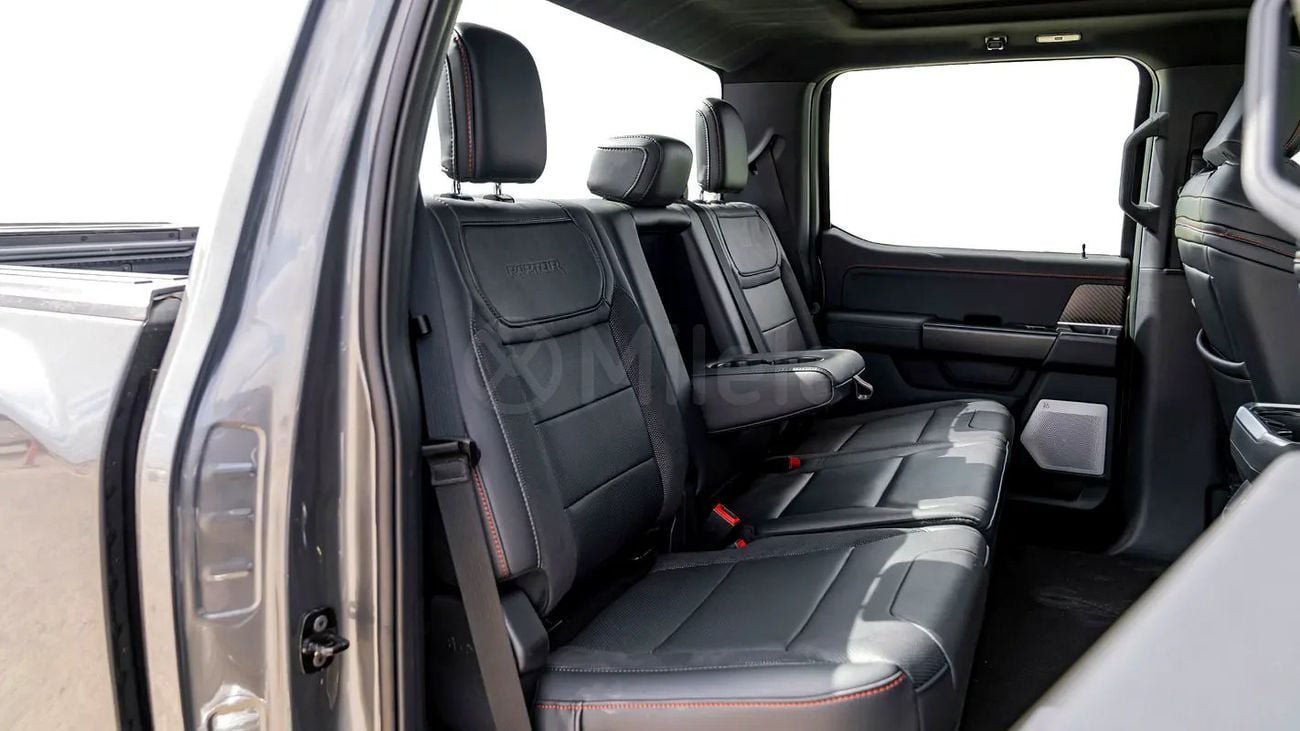 Ford F-150 RAPTOR | 2-YEAR WARRANTY + SERVICE AVAILABLE | IN-HOUSE FINANCING | 0% DOWNPAYMENT (BANK)