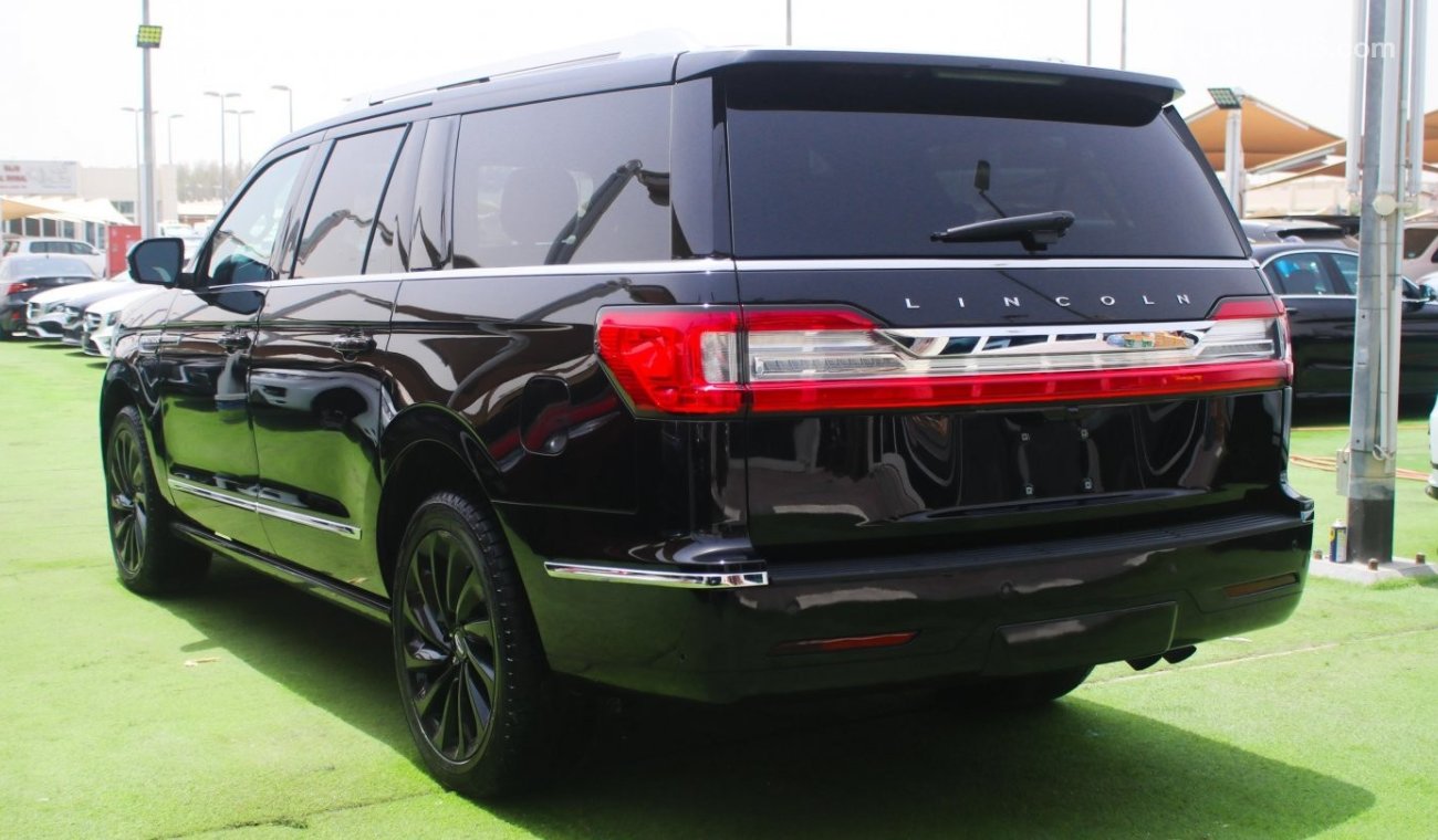 Lincoln Navigator