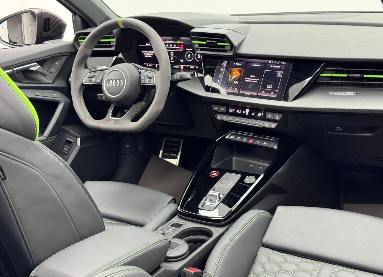 أودي RS3 TFSI quattro 2.5L Sportback 2022 Audi RS3 Quattro Hatchback, Full Audi Service History, Warranty, Ex