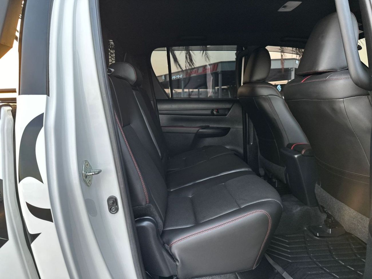 Toyota Hilux HEAVY MODIFICATION | PREMIUM ROOF RACK | SPORTS BAR WITH BASKET | SIDE BODY STICKER | 2.8L DIESEL | 