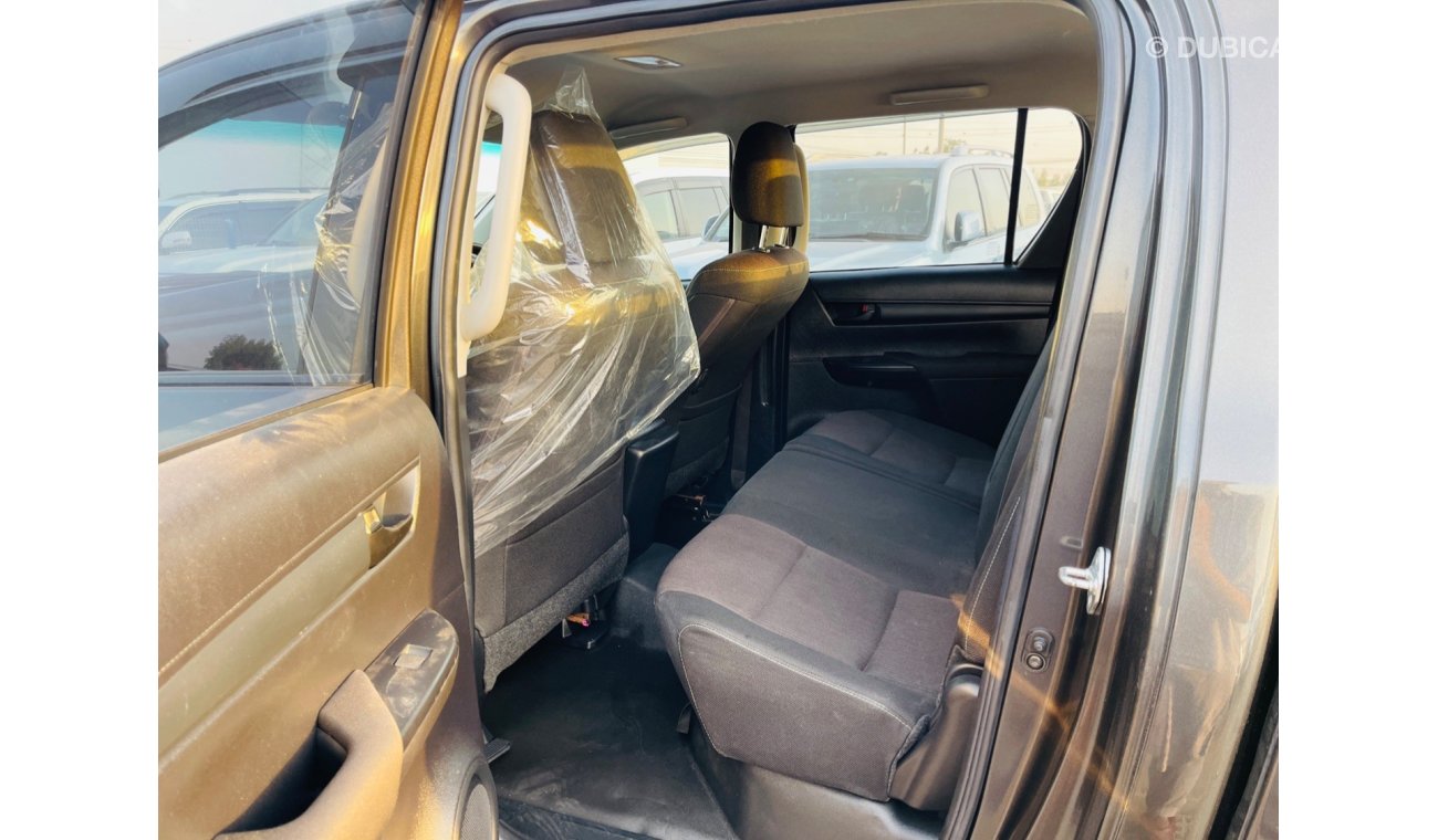 تويوتا هيلوكس Toyota hilux Diesel engine RHD model 2019 manual gear car very clean and good condition