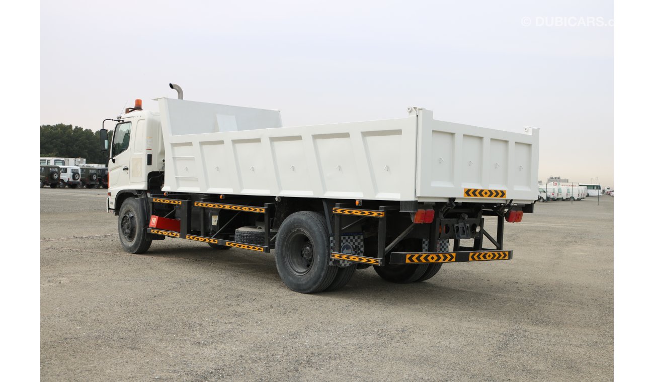 Hino 500 TIPPER TRUCK WITH JACK
