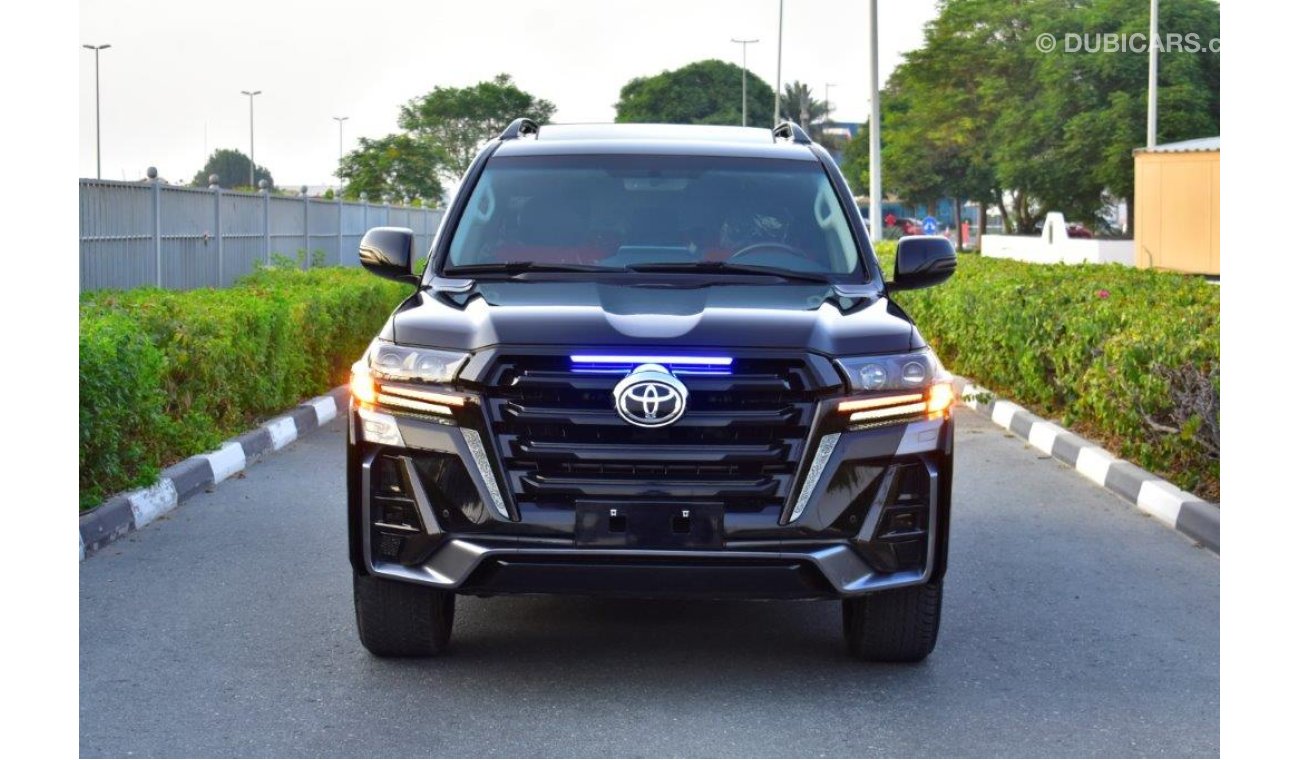 Toyota Land Cruiser 200 GX-R V8 4.5L TURBO DIESEL AUTOMATIC BLACK EDITION(ONLY ON SAHARA MOTORS)