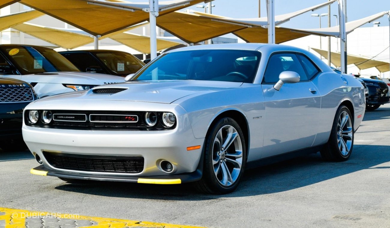 Dodge Challenger R/T HEMI 5.7L