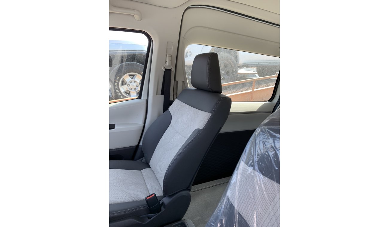 Toyota Hiace mid option 2019 MODEL HIACE