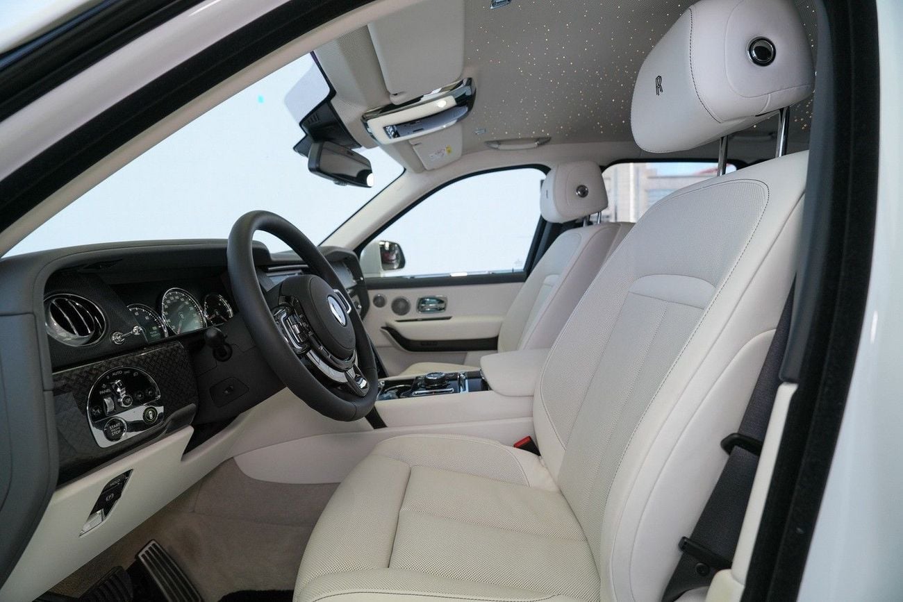 Rolls Royce Cullinan BLACK BADGE