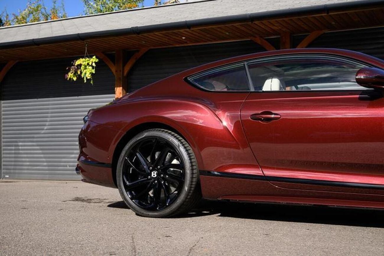 بنتلي كونتيننتال جي تي Speed 4.0T (Hybrid)