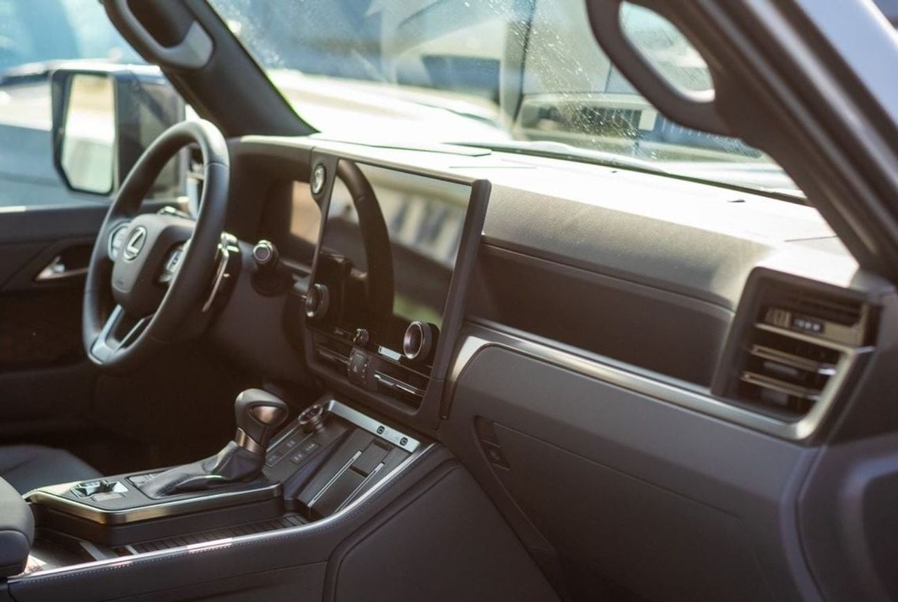 لكزس GX550 Premium - Incoming