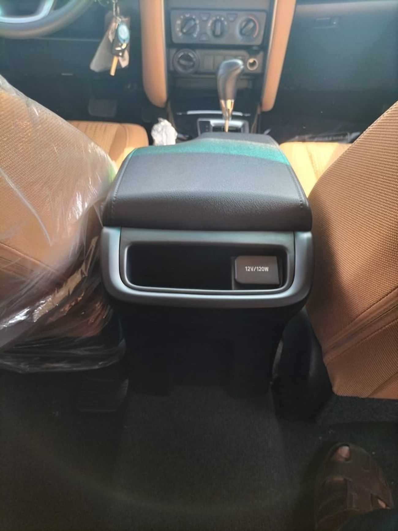 Toyota Fortuner TOYOTA FORTUNER 2.7 PETROL AUTOMATIC 2023